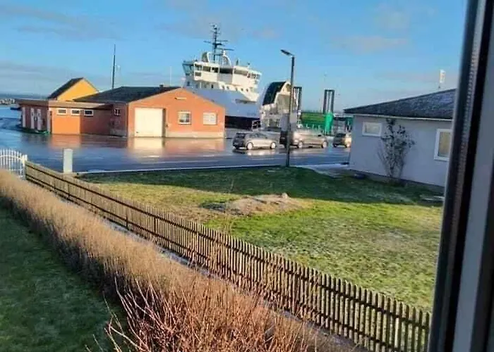 Unique With Harbour View Søby